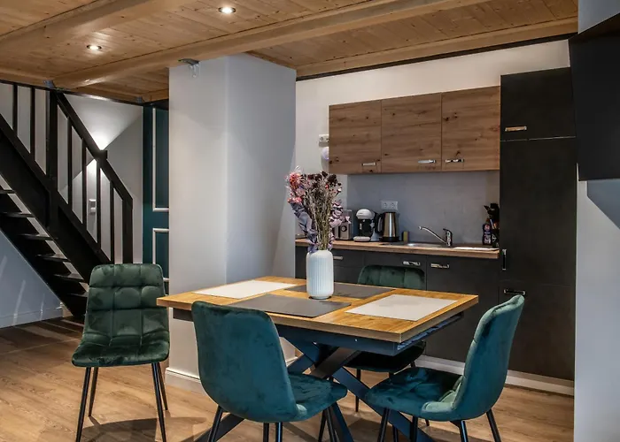 Oran Apartment 8
